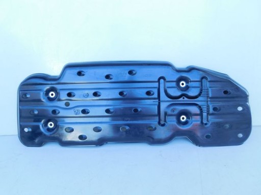 TOYOTA HILUX 15- POKLOPAC REZERVARA GORIVA