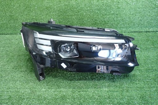 OPEL COMBO INTELLI LUX FAR DESNA STRANA LAMPA