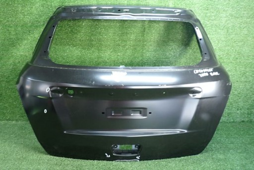 CHEVROLET TAPA BAUL TRACKER GEPEK ZADNJA  ZADNJI