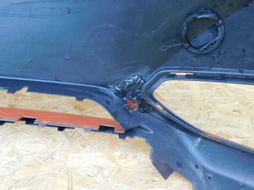 BMW F22 F23 2 BRANIK PREDNJA STRANA BMW F22 F23 2 BRANIK PREDNJA STRANA