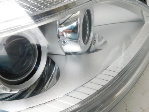 MERCEDES W221 S-KLASA XENON REDIZAJN FAR DESNA STRANA