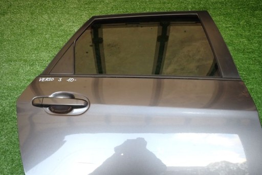 TOYOTA VERSO S 10- VRATA DESNA  ZADNJA ZADNJI