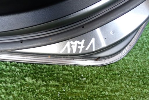 TOYOTA VERSO S 10- VRATA DESNA  ZADNJA ZADNJI