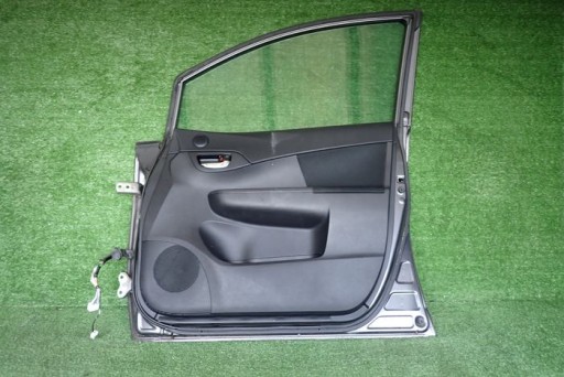 TOYOTA VERSO S 10- VRATA DESNA PREDNJA STRANA TOYOTA VERSO S 10- VRATA DESNA PREDNJA STRANA