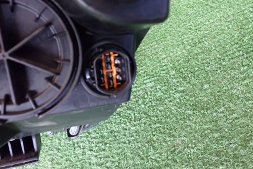 HYUNDAI IX20 09- FAR DESNA STRANA LAMPA