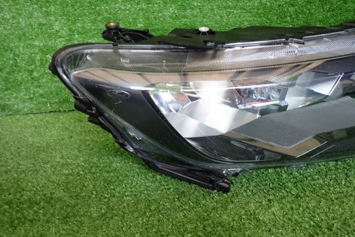 FORD TOURNEO CONNECT MK3 III 23- FAR DESNA STRANA LAMPA