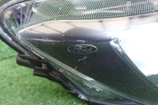 FORD TOURNEO CONNECT MK3 III 23- FAR DESNA STRANA LAMPA