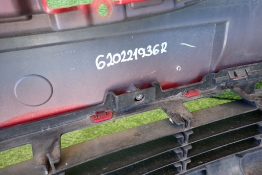 RENAULT KADJAR REDIZAJN 18- BRANIK PREDNJA STRANA RENAULT KADJAR REDIZAJN 18- BRANIK PREDNJA STRANA