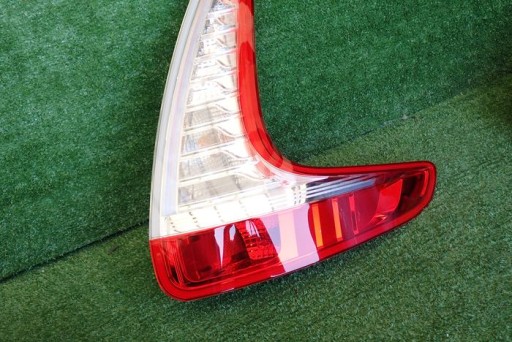 RENAULT SCENIC III GRAND LAMPA FAR DESNA STRANA ZADNJA ZADNJI RENAULT SCENIC III GRAND LAMPA FAR DESNA STRANA ZADNJA ZADNJI