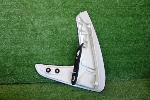 RENAULT SCENIC III GRAND LAMPA FAR DESNA STRANA ZADNJA ZADNJI RENAULT SCENIC III GRAND LAMPA FAR DESNA STRANA ZADNJA ZADNJI