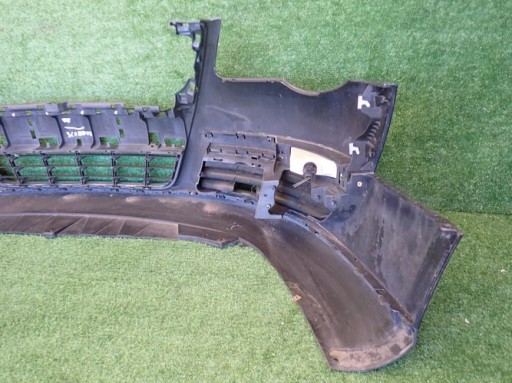VW PASSAT B6 BRANIK PREDNJA STRANA