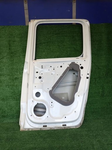VW AMAROK 2HH 09-22 VRATA DESNA  ZADNJA ZADNJI