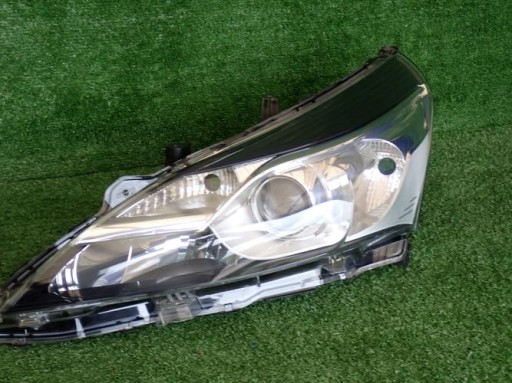 TOYOTA VERSO XENON LEČA REDIZAJN 13- FAR LIJEVA STRANA LAMPA