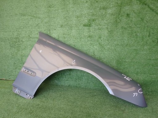 MERCEDES W209 209 CLK BLATOBRAN DESNA STRANA PREDNJA