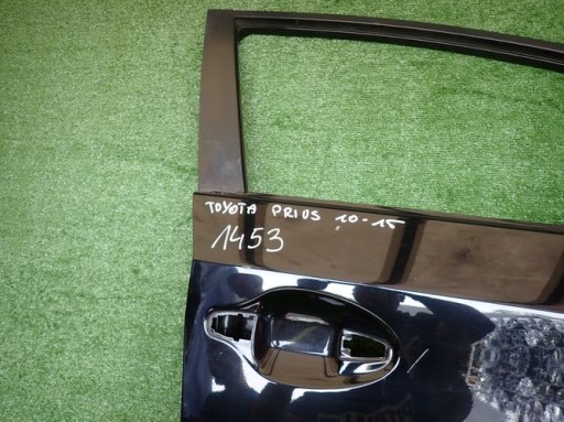 TOYOTA PRIUS 09-16 VRATA DESNA  PREDNJA STRANA