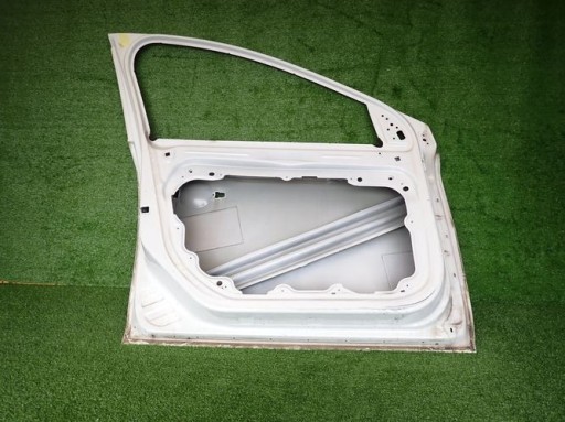VOLVO V40 12- VRATA LIJEVA PREDNJA STRANA VOLVO V40 12- VRATA LIJEVA PREDNJA STRANA