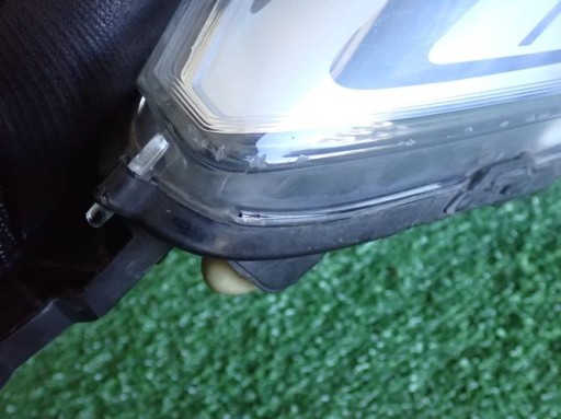 OPEL MERIVA B 10- FAR DESNA STRANA LAMPA