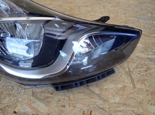 HYUNDAI IX20 09- FAR DESNA STRANA LAMPA