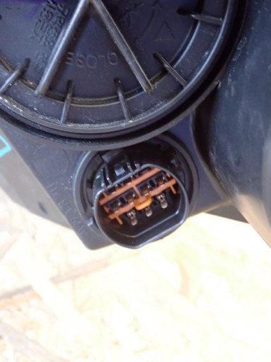 HYUNDAI IX20 09- FAR DESNA STRANA LAMPA