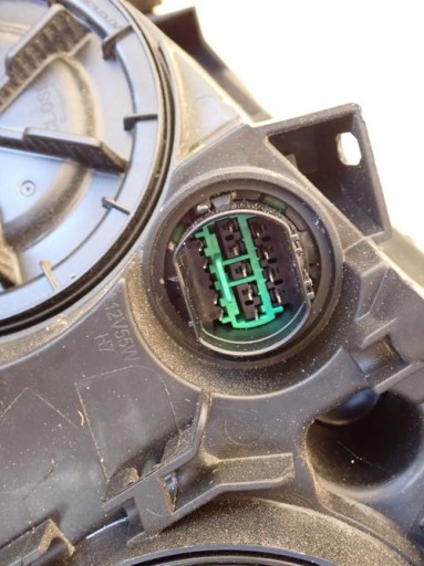 HYUNDAI I40 12- FAR DESNA STRANA LAMPA 92102-3Z330