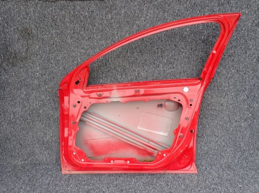 VOLVO S60 V60 10- VRATA DESNA PREDNJA STRANA VOLVO S60 V60 10- VRATA DESNA PREDNJA STRANA