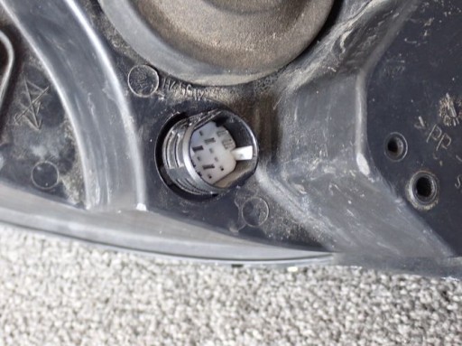 FIAT PUNTO GRANDE FAR DESNA STRANA LAMPA