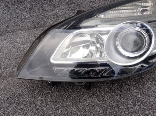 RENAULT SCENIC II REDIZAJN 06- FAR LIJEVA STRANA LAMPA RENAULT SCENIC II REDIZAJN 06- FAR LIJEVA STRANA LAMPA