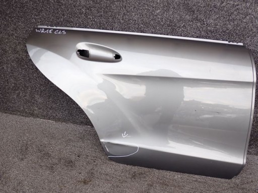 MERCEDES W218 218 CLS VRATA DESNA  ZADNJA ZADNJI