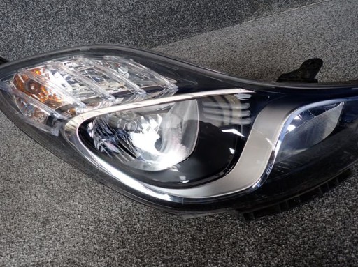 HYUNDAI IX20 09- FAR DESNA STRANA LAMPA
