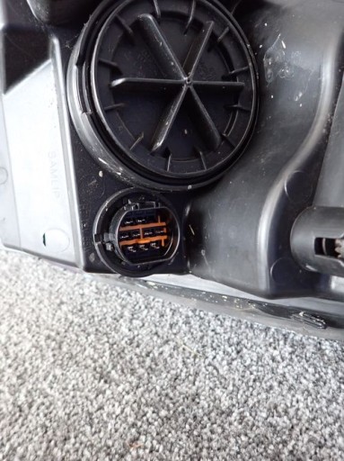 HYUNDAI IX20 09- FAR DESNA STRANA LAMPA