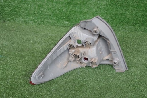 TOYOTA VERSO S 10- LAMPA FAR DESNA STRANA ZADNJA  ZADNJI
