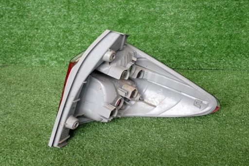 TOYOTA VERSO S 10- LAMPA FAR LIJEVA STRANA ZADNJA  ZADNJI