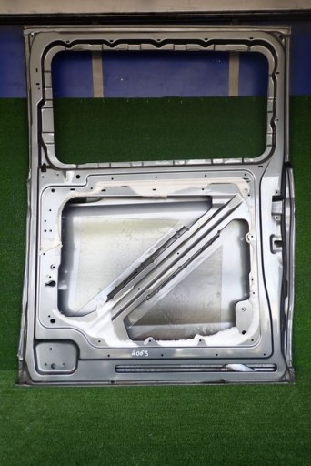 MERCEDES VITO VIANO AMG 447 A447 14- VRATA DESNA  BOČNA ISPOD ELEKTRYKĘ