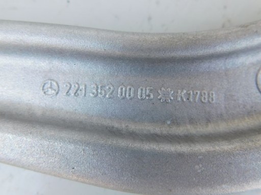 MERCEDES W221 S-KLASA WACHACZ DESNA STRANA ZADNJI