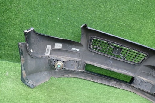 VOLVO C30 R-DESIGN 10- BRANIK PREDNJA STRANA