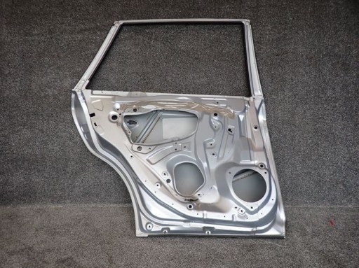 SUBARU OUTBACK V 5 14-18 VRATA LIJEVA ZADNJA ZADNJI