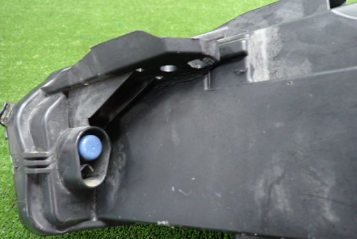 INFINITY Q30 QX30 15- FAR DESNA STRANA LAMPA