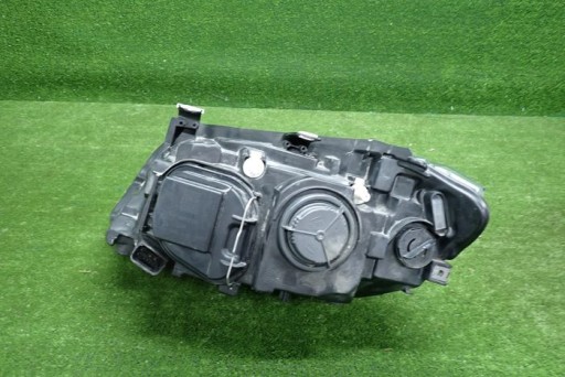 BMW X1 E84 REDIZAJN 12- FAR DESNA STRANA LAMPA