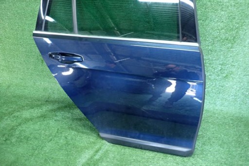 VW GOLF VII KARAVAN ALLTRACK VRATA DESNA ZADNJA ZADNJI VW GOLF VII KARAVAN ALLTRACK VRATA DESNA ZADNJA ZADNJI