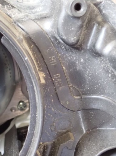 TOYOTA VERSO REDIZAJN 13- FAR DESNA STRANA LAMPA LEČA