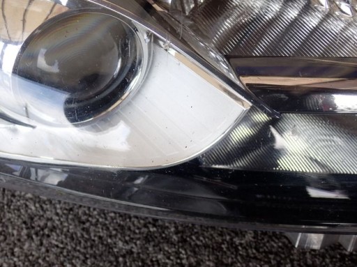 TOYOTA VERSO REDIZAJN 13- FAR DESNA STRANA LAMPA LEČA