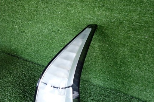 SAAB 93 9-3 KARAVAN REDIZAJN 07-12 LAMPA FAR DESNA STRANA ZADNJA  ZADNJI