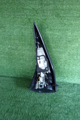 SAAB 93 9-3 KARAVAN REDIZAJN 07-12 LAMPA FAR DESNA STRANA ZADNJA  ZADNJI