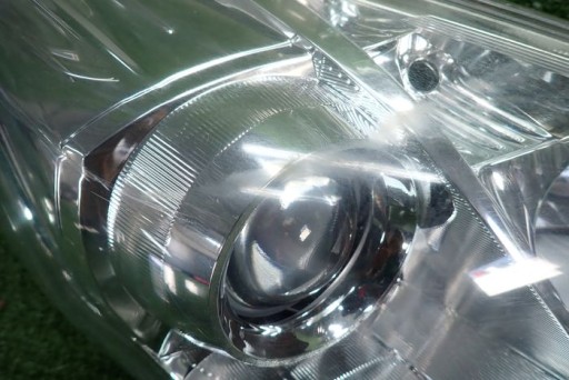 TOYOTA PRIUS III + PLUS 09-16 FAR DESNA STRANA LAMPA