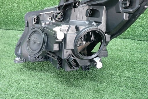 MERCEDES VITO VIANO 14- FAR DESNA STRANA LAMPA A4479067800