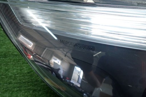 MERCEDES VITO VIANO 14- FAR DESNA STRANA LAMPA A4479067800