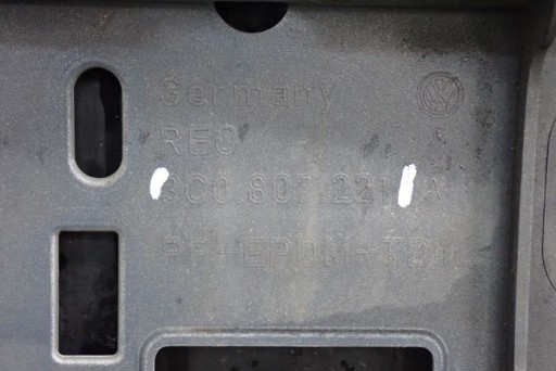 VW PASSAT B6 BRANIK PREDNJA STRANA
