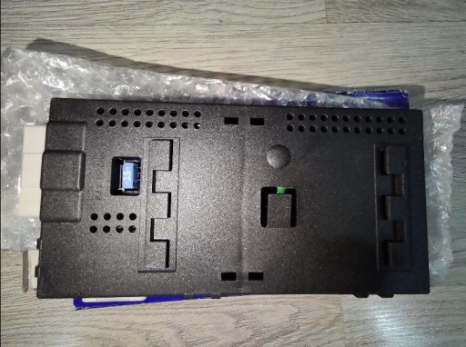 MODUL POKLOPAC OTVORA VUČE KUKA ZA VUČU VOLVO S40 V50 C70 31257593