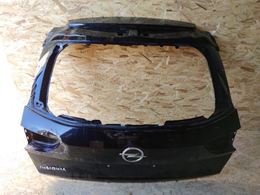 GEPEK ZADNJA  STRANA OPEL INSIGNIA B KARAVAN