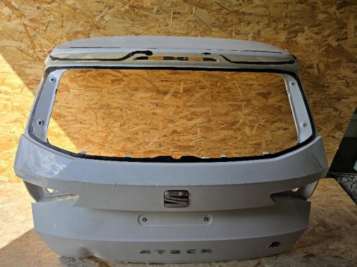 SEAT ATECA 575827105 GEPEK GEPEKA ZADNJA  ZADNJI
